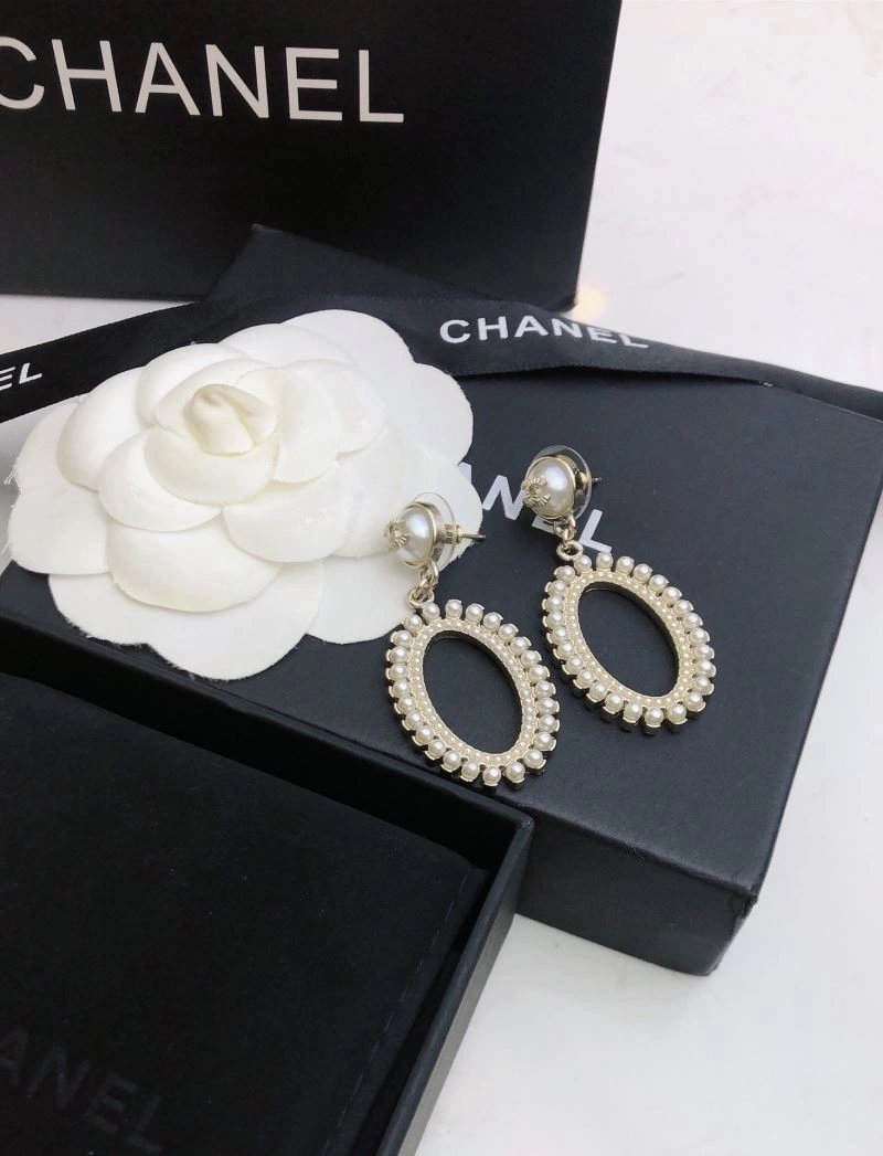 Popular Chanel Earrings 227947