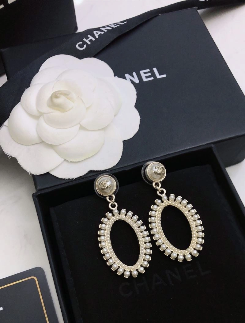 Popular Chanel Earrings 227947