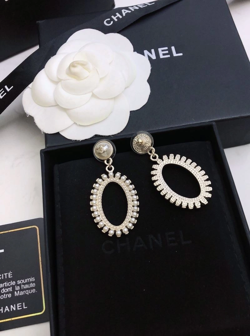 Popular Chanel Earrings 227947