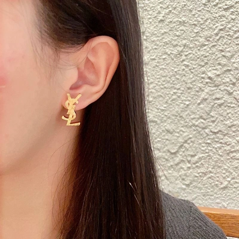 Chanel Earrings Practical 227926