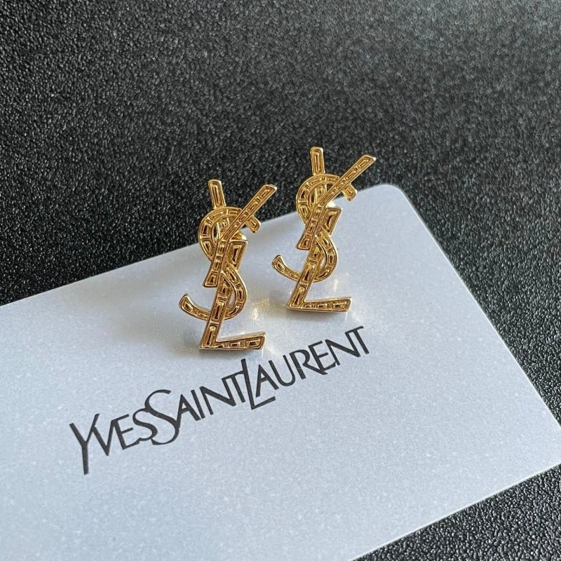 Chanel Earrings Practical 227926