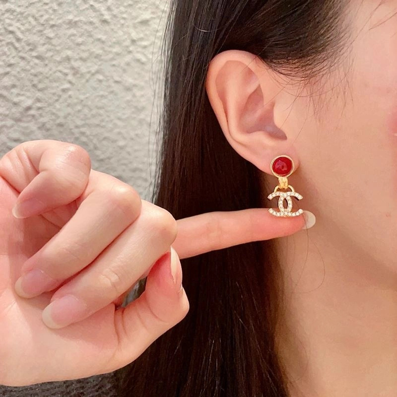 Chanel Earrings Affordable 227902