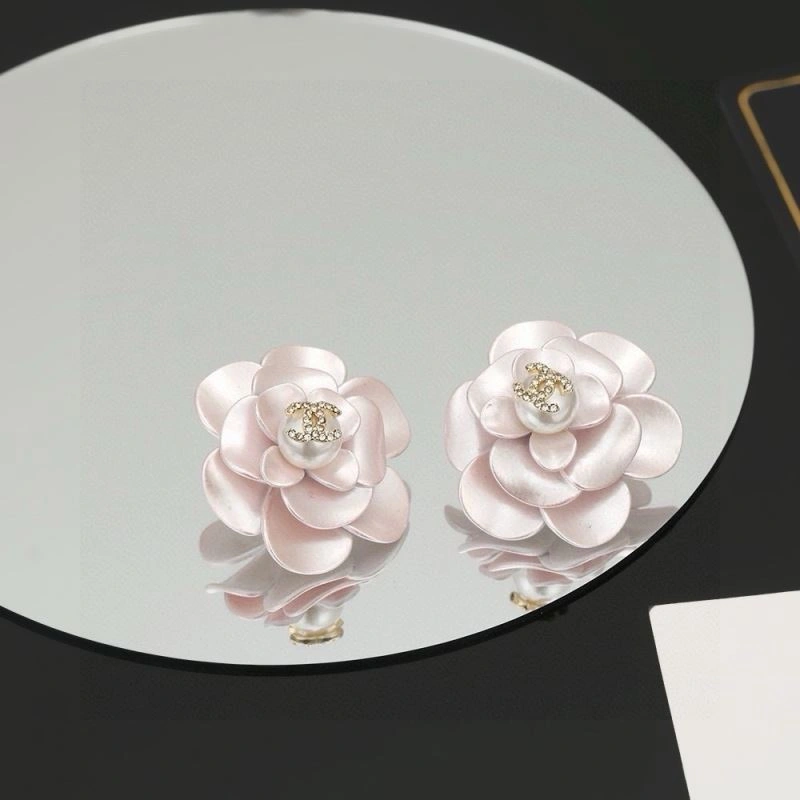 Chanel Earrings Trendsetting 227907