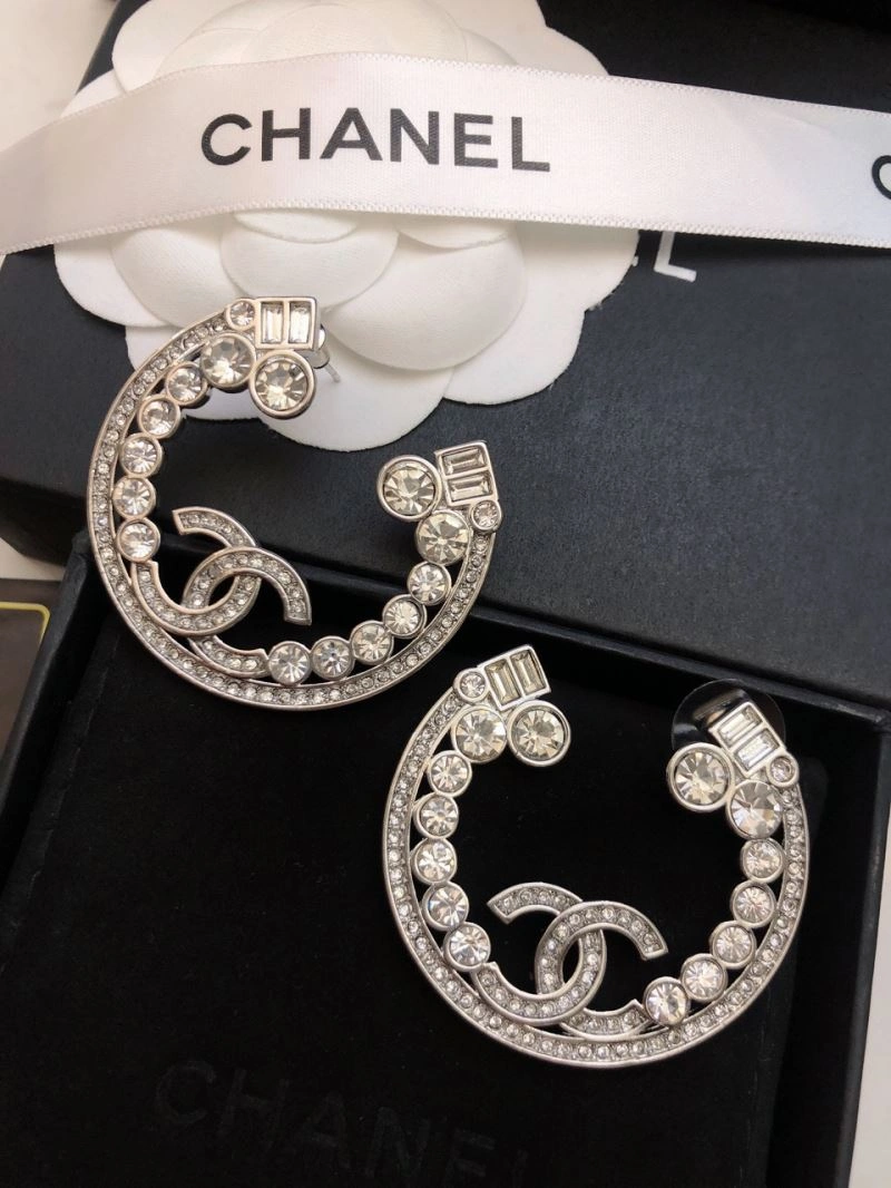 Chanel Earrings Compact 227918