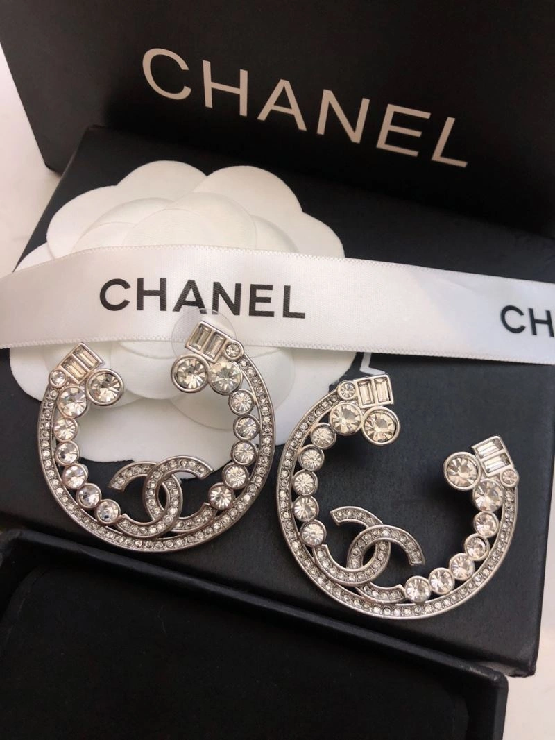 Chanel Earrings Compact 227918