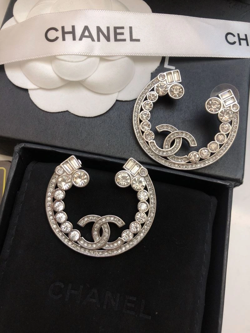 Chanel Earrings Compact 227918