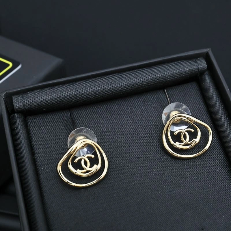 Chanel Earrings WellDesigned 227880