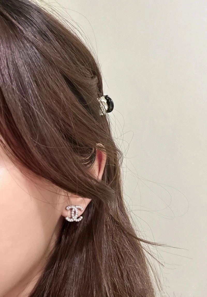 Vibrant Chanel Earrings 227863