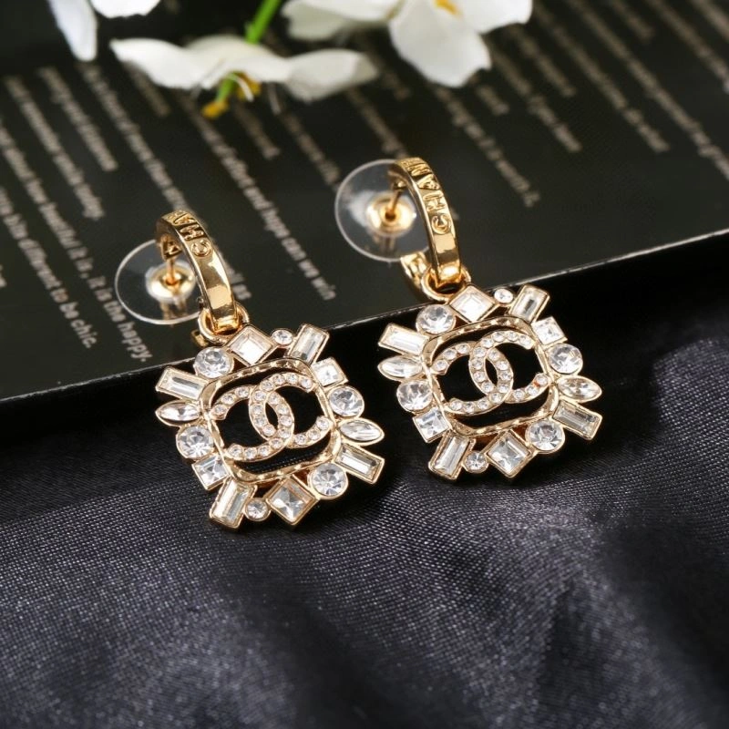 Chanel Earrings Unisex 227844