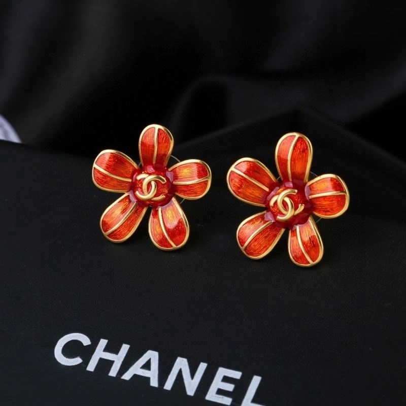 Chanel Earrings Comfortable 227840