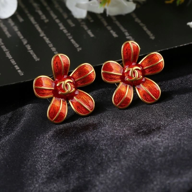 Chanel Earrings Comfortable 227840