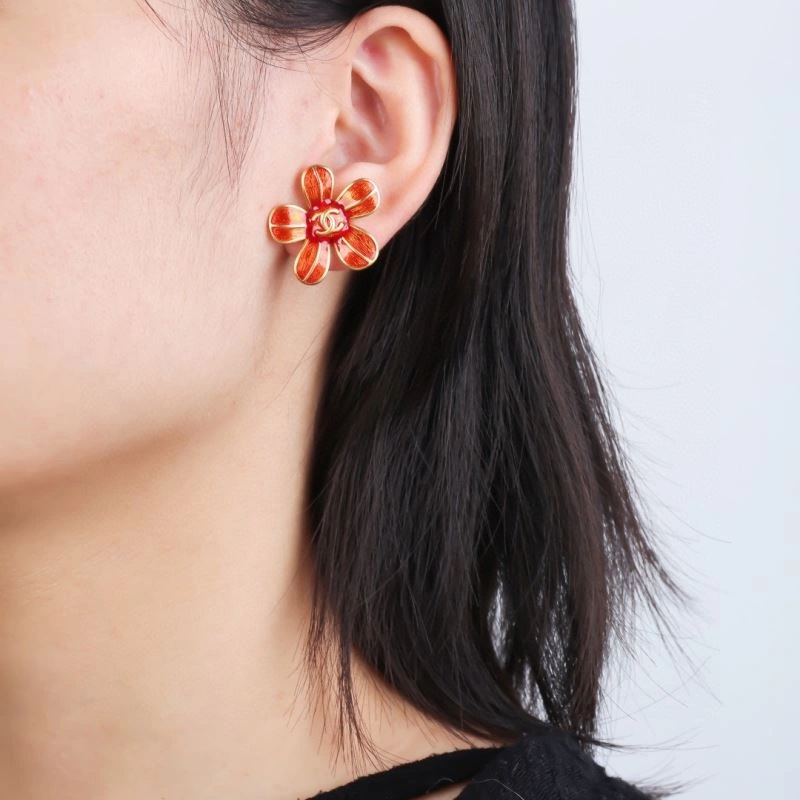 Chanel Earrings Comfortable 227840