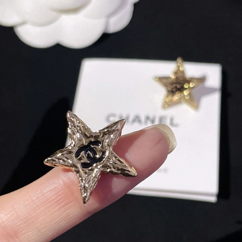 Compact Chanel Earrings 227819