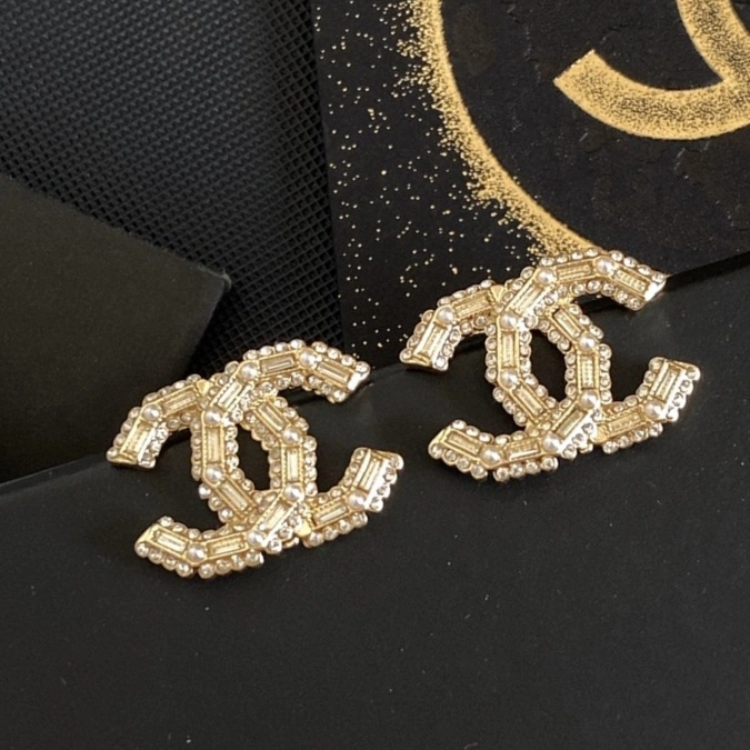 Premium Chanel Earrings 227817