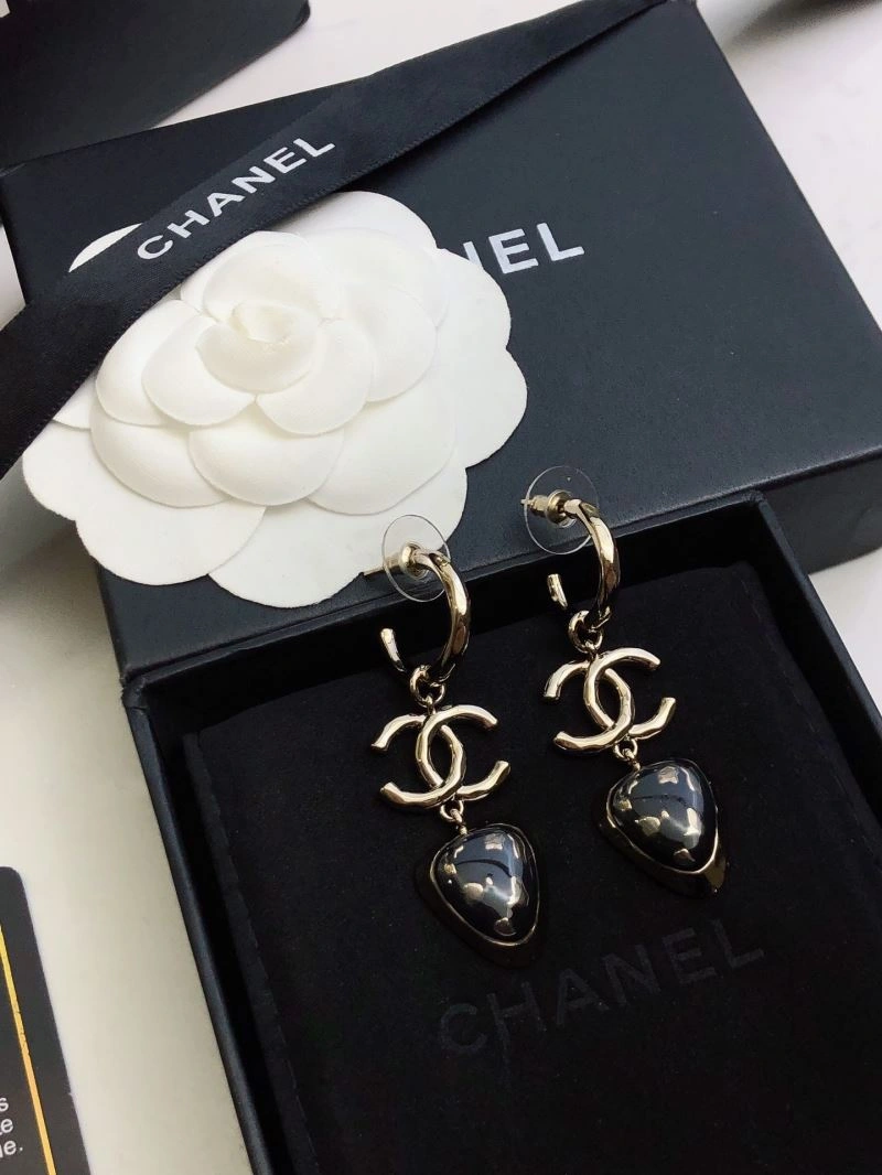 Chanel Earrings Soft 227811