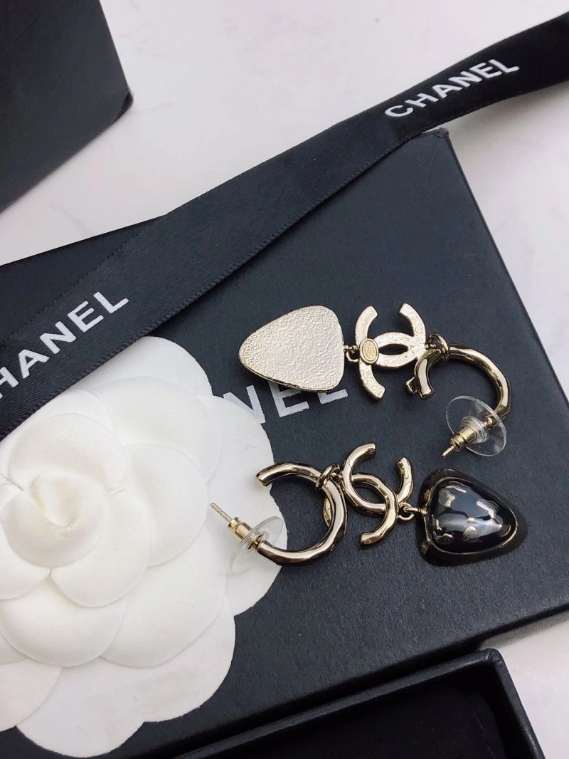 Chanel Earrings Soft 227811