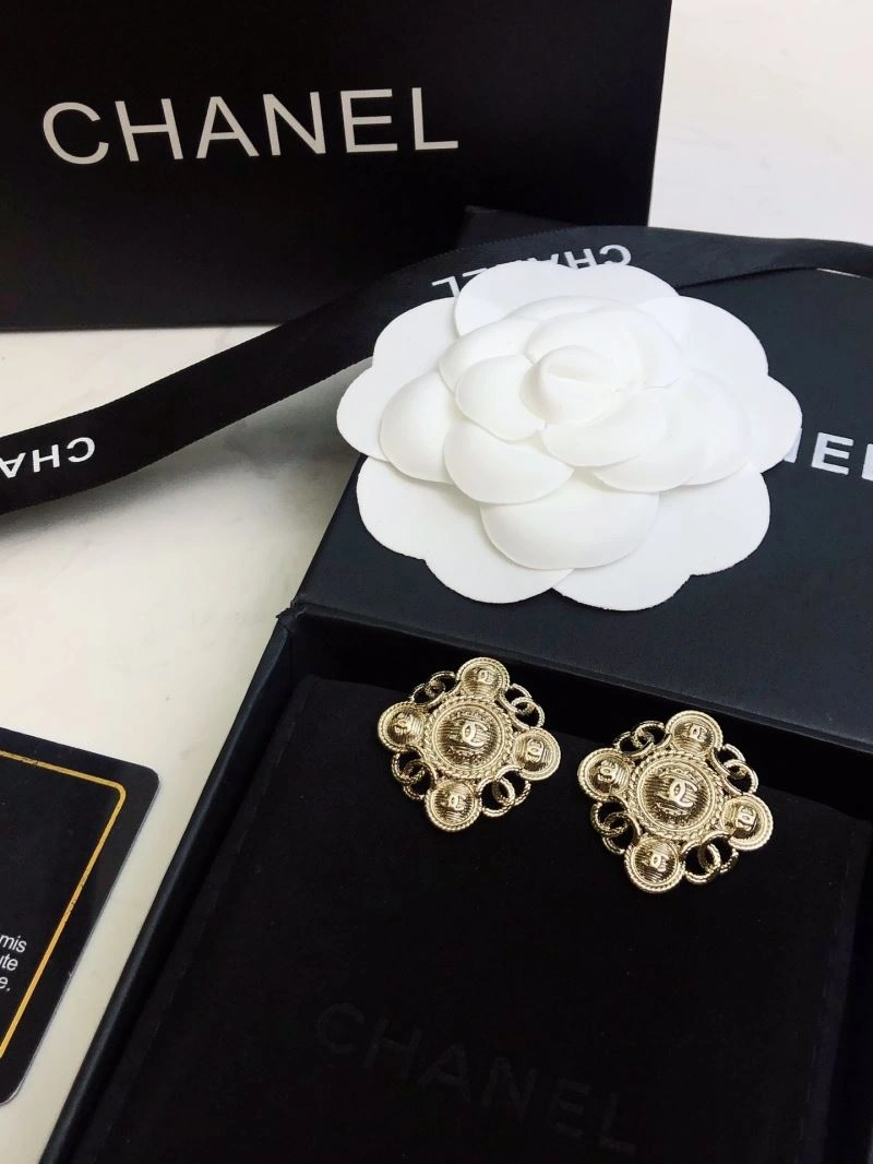 Snug Chanel Earrings 227850