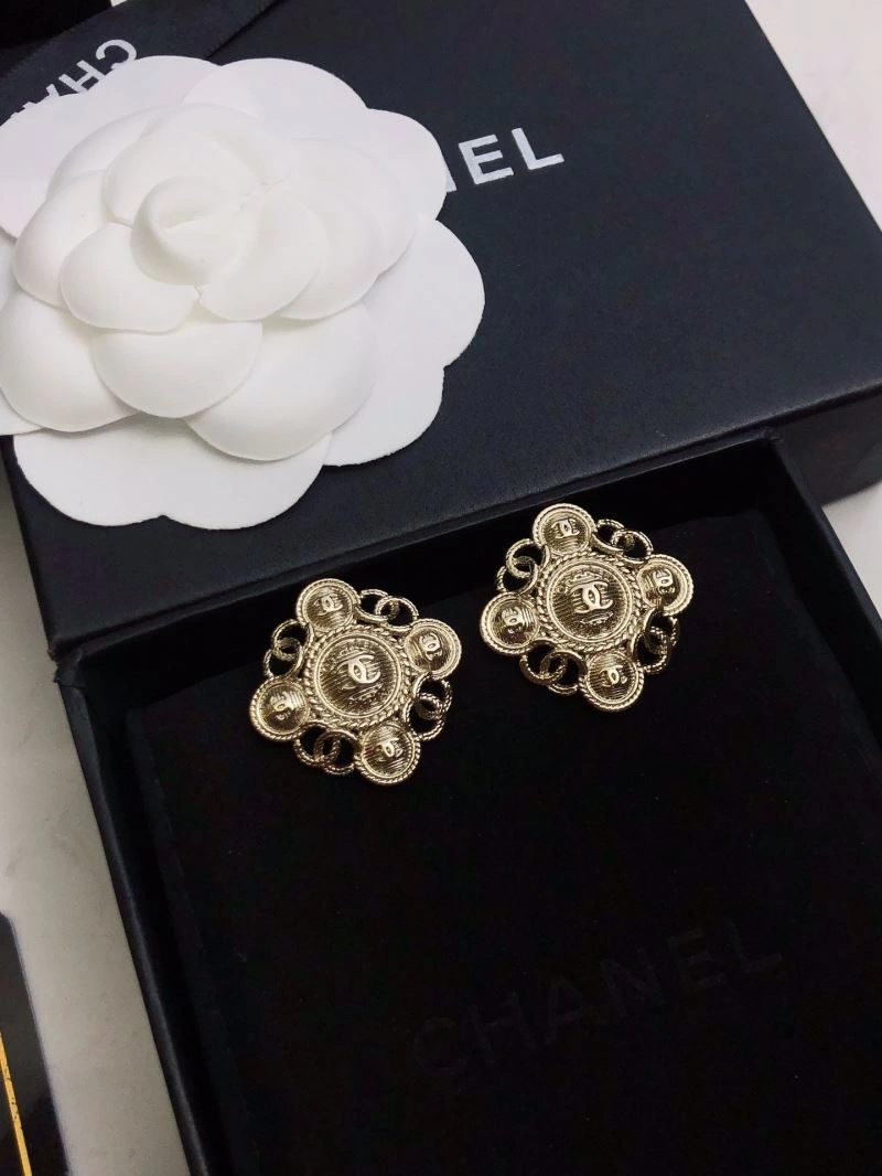 Snug Chanel Earrings 227850