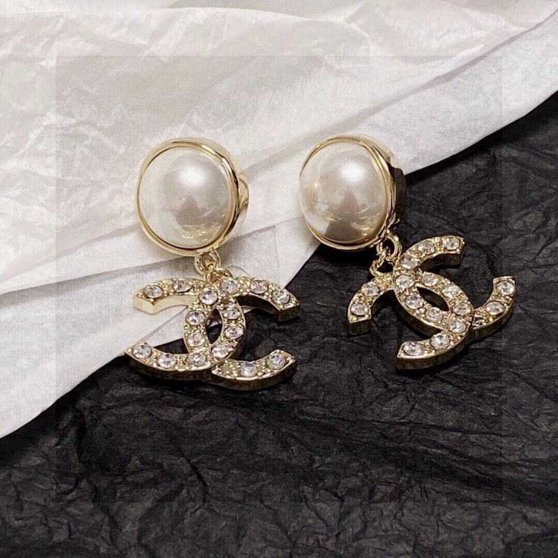 Durable Chanel Earrings 227806