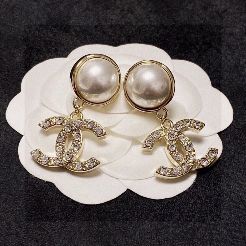 Durable Chanel Earrings 227806