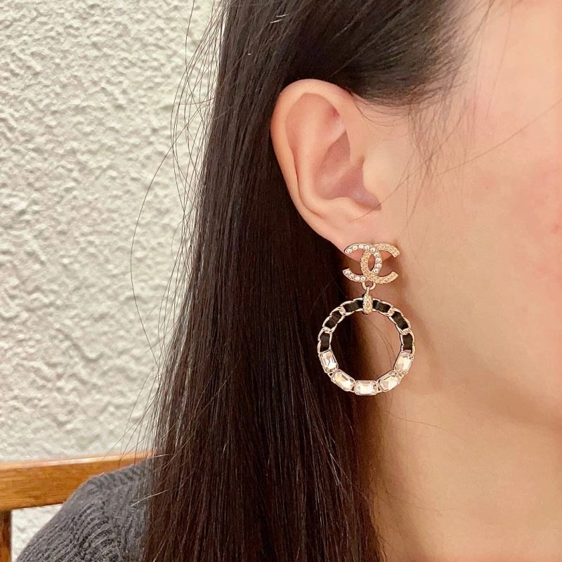 Chanel Earrings Compact 227808