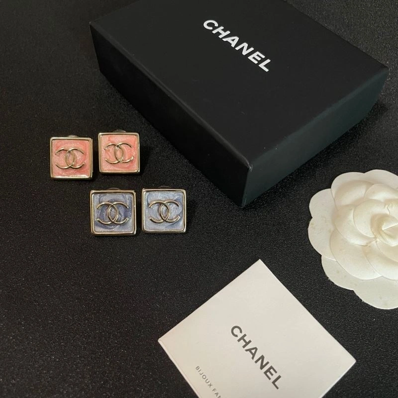 Sophisticated Chanel Earrings 227791