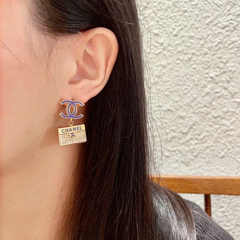 Chanel Earrings Vibrant 227788