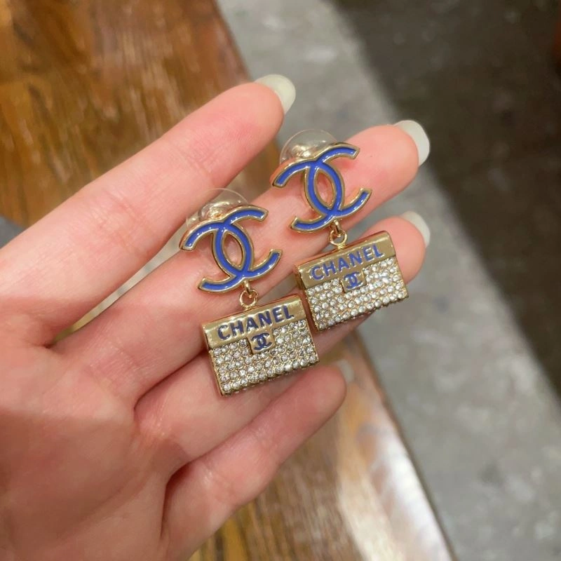 Chanel Earrings Vibrant 227788