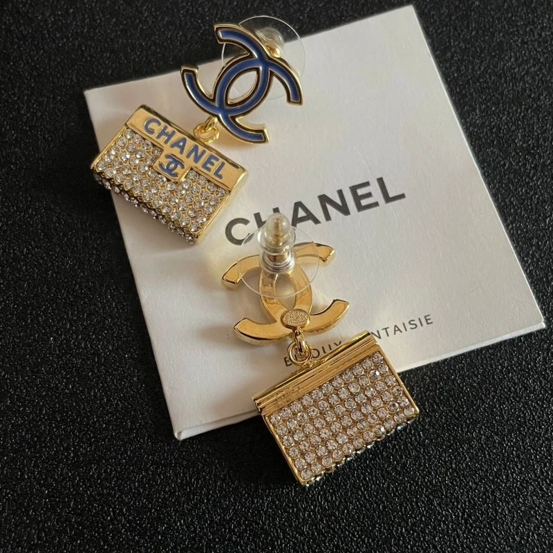 Chanel Earrings Vibrant 227788