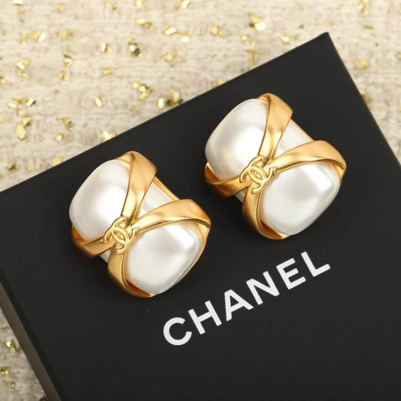 FreshLook Chanel Earrings 227785