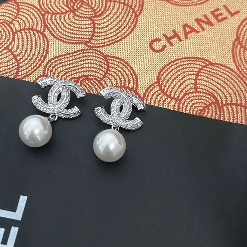 Unisex Chanel Earrings 227787