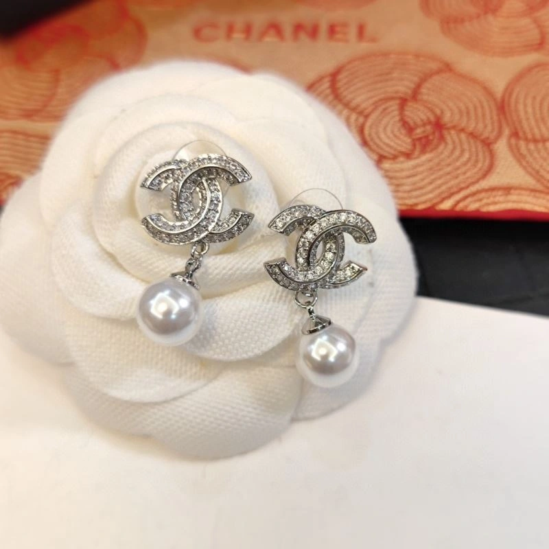Unisex Chanel Earrings 227787