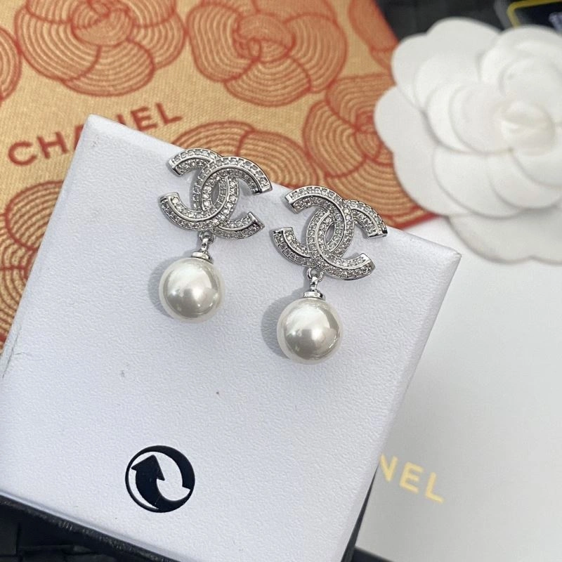 Unisex Chanel Earrings 227787