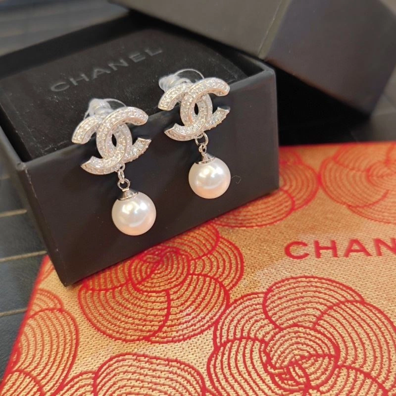 Unisex Chanel Earrings 227787