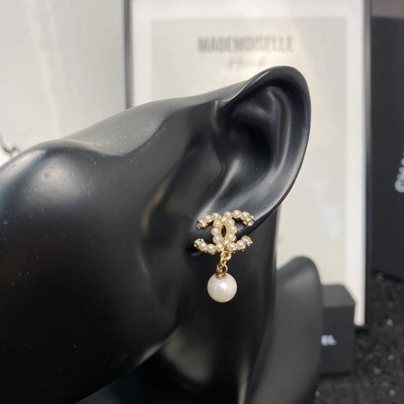 Chanel Earrings TimelessDesign 227777