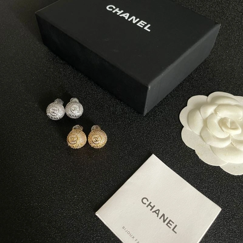 Chanel Earrings Packable 227762