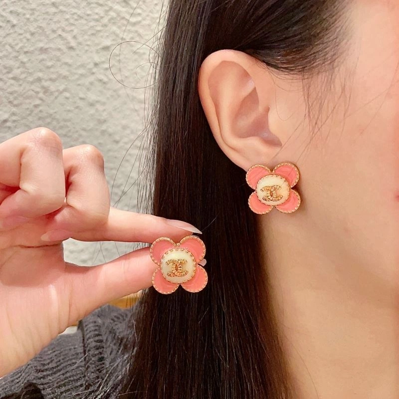 Chanel Earrings WellDesigned 227763