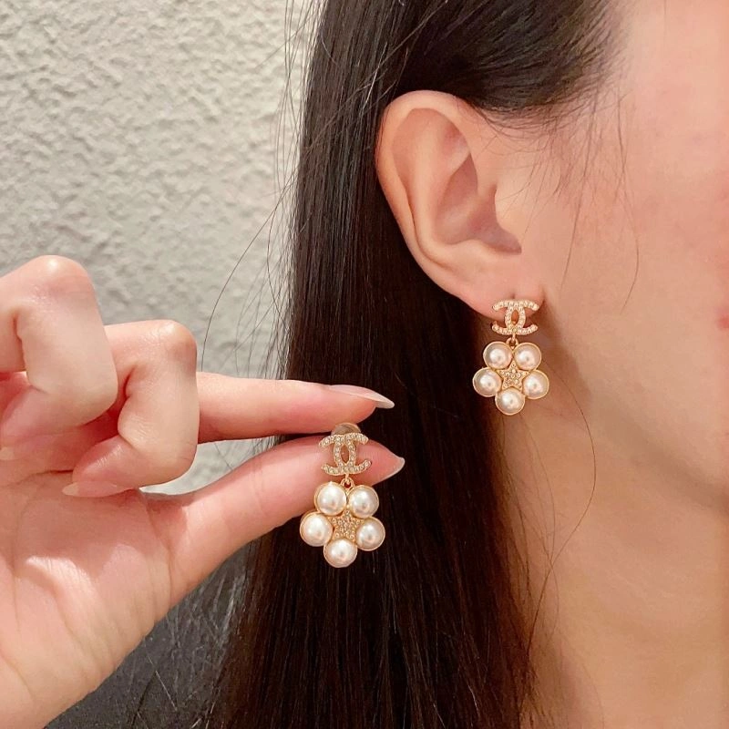 Chanel Earrings Durable 227735