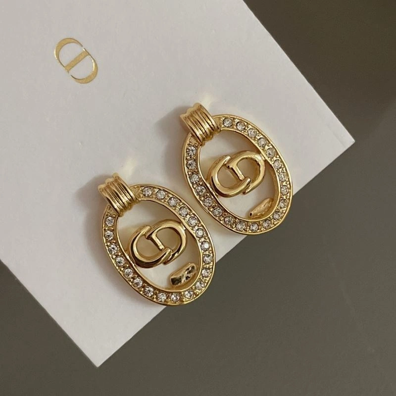 Chanel Earrings Compact 227766