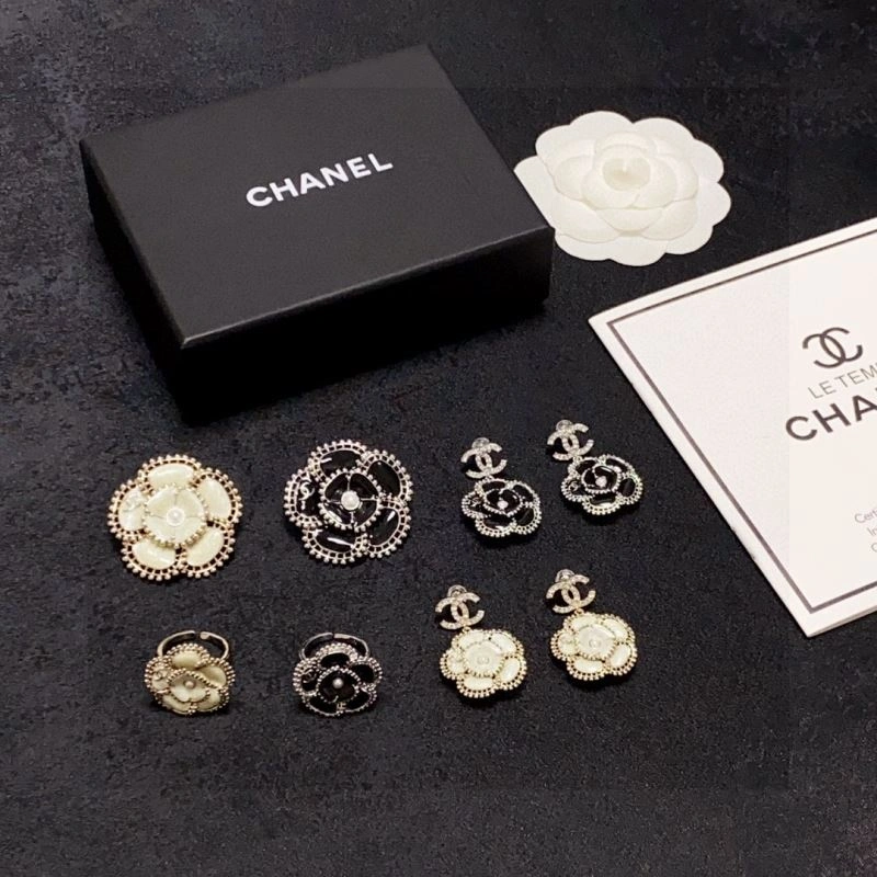 FreshLook Chanel Earrings 227759