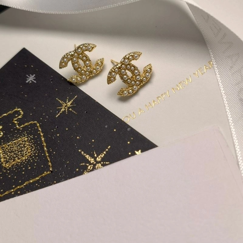Compact Chanel Earrings 227760
