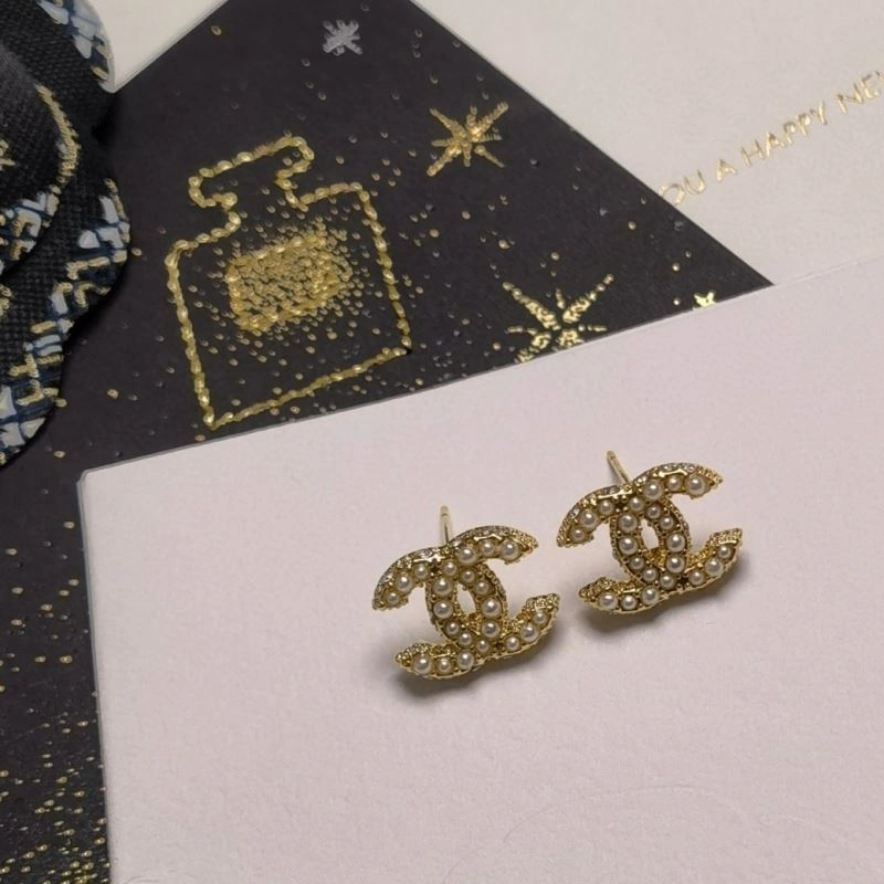 Compact Chanel Earrings 227760