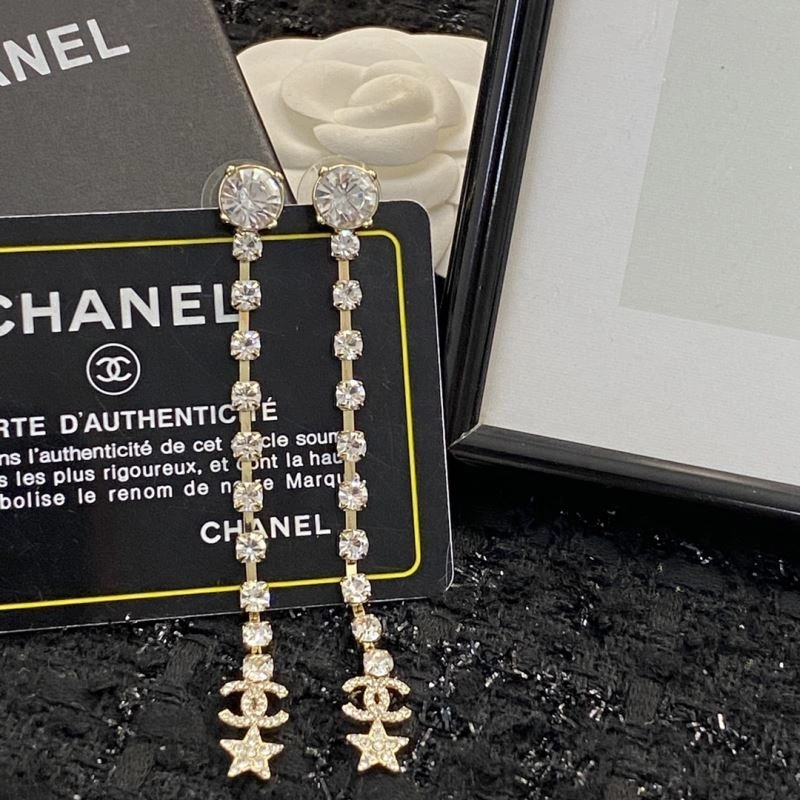 Elegant Chanel Earrings 227729