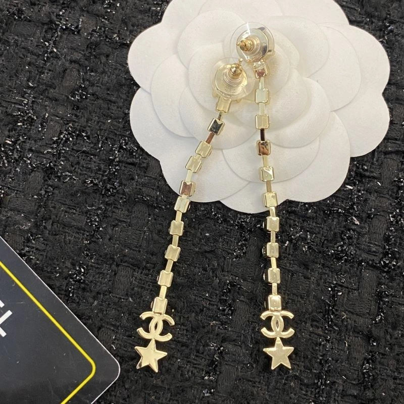 Elegant Chanel Earrings 227729
