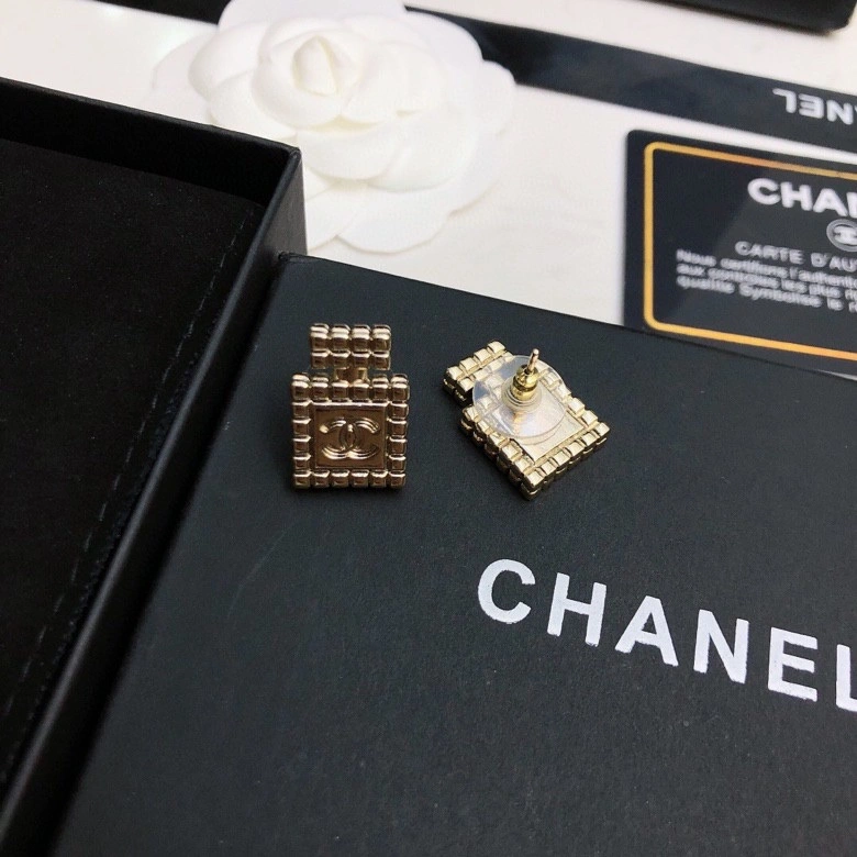 Tailored Chanel Earrings 227779