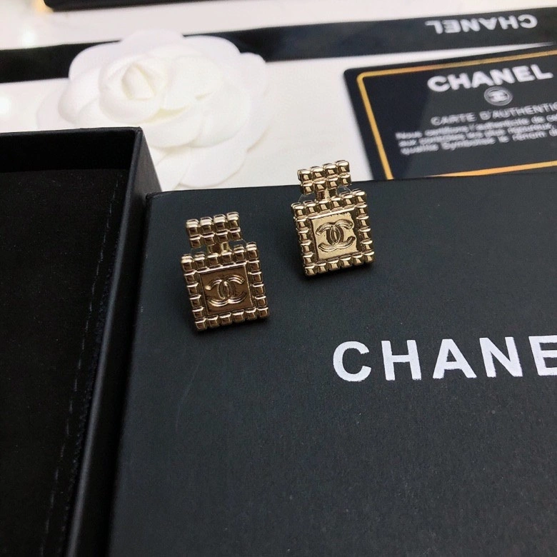 Tailored Chanel Earrings 227779