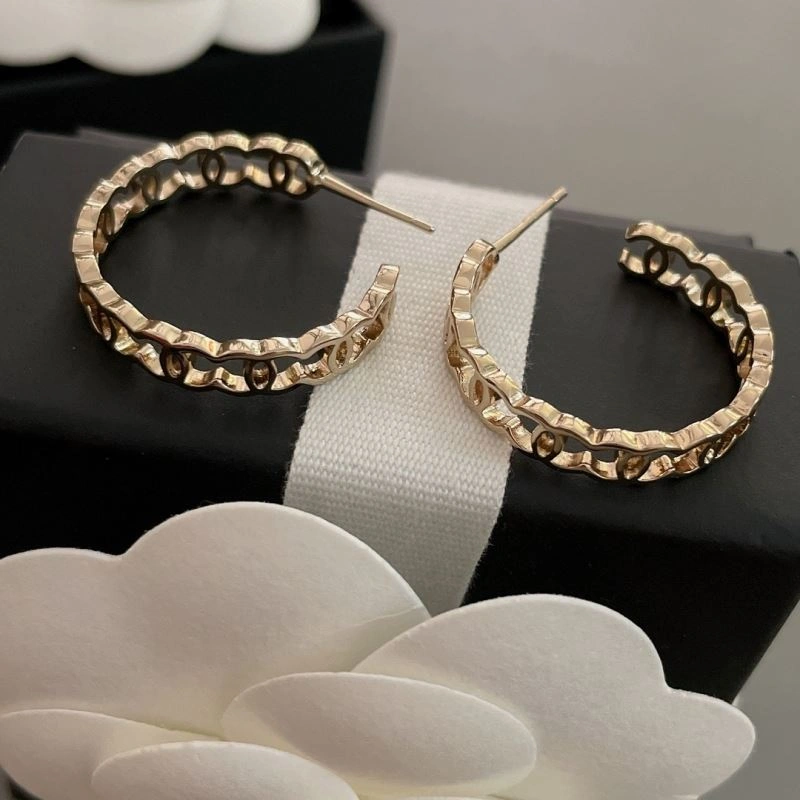 HighPerformance Chanel Earrings 227713