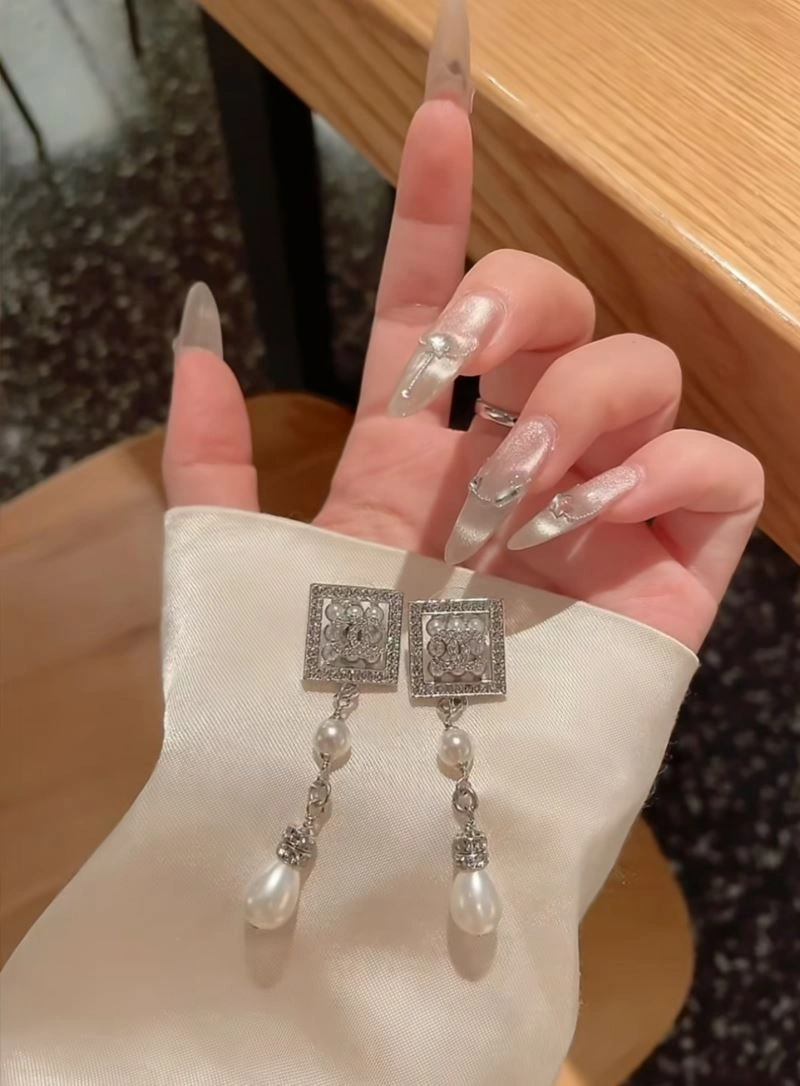 Chanel Earrings Resilient 227699