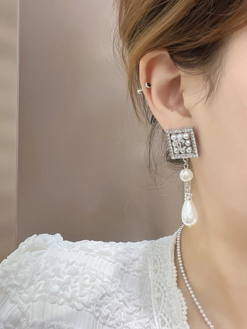 Chanel Earrings Resilient 227699
