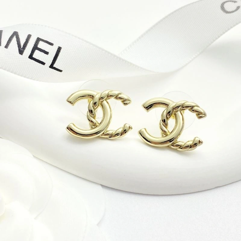 Chanel Earrings Comfortable 227726